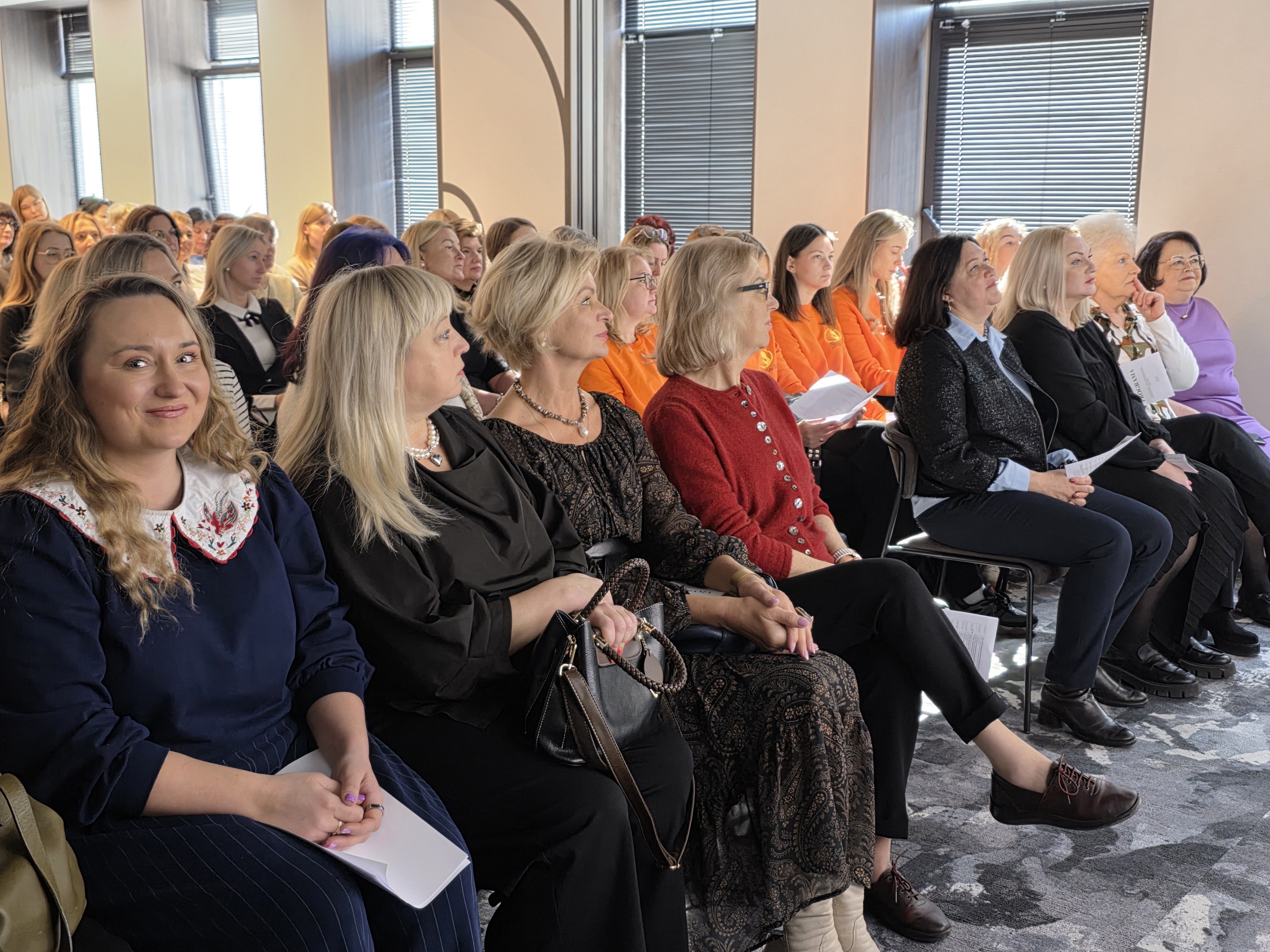 AKTUALI IR ĮKVEPIANTI KONFERENCIJA
