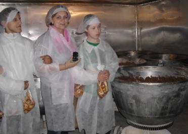 Priešmokyklinukų ir lavinamųjų klasių mokinių išvyka į UAB Molupis kepyklą