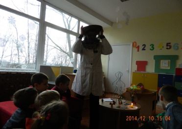 Jonuko mamos pasakojimai apie bitininkystę