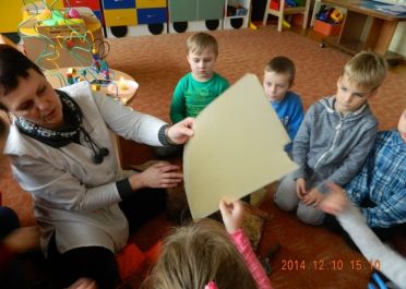 Jonuko mamos pasakojimai apie bitininkystę