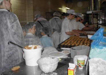 Priešmokyklinukų ir lavinamųjų klasių mokinių išvyka į UAB Molupis kepyklą